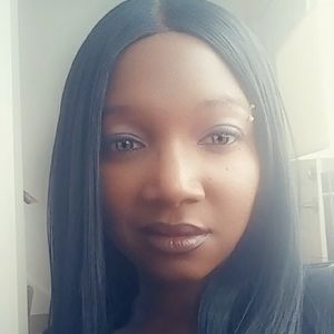 Meet your Posher, Queen